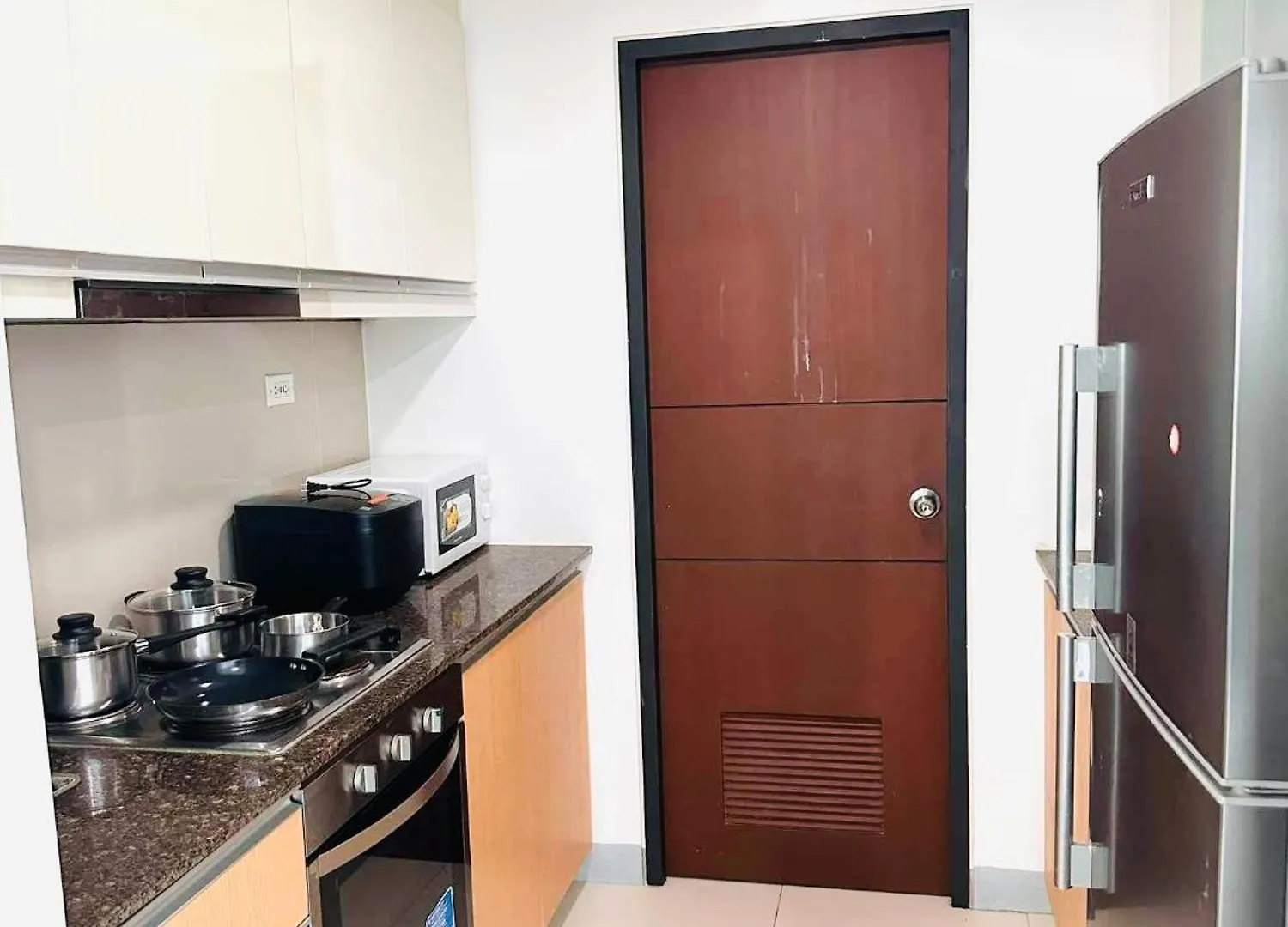 Cozi 2 Bedroom Serene Uptown Condo Grand Hyatt Bgc Manila Apartment